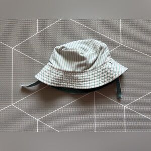 Small shop|Baby boy/gender neutral cotton sun hat, bucket hat•white/mint stripes